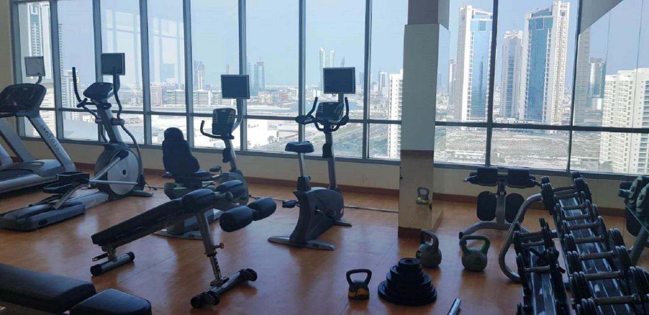 מנאמה Tulip Hotel & Suites מראה חיצוני תמונה