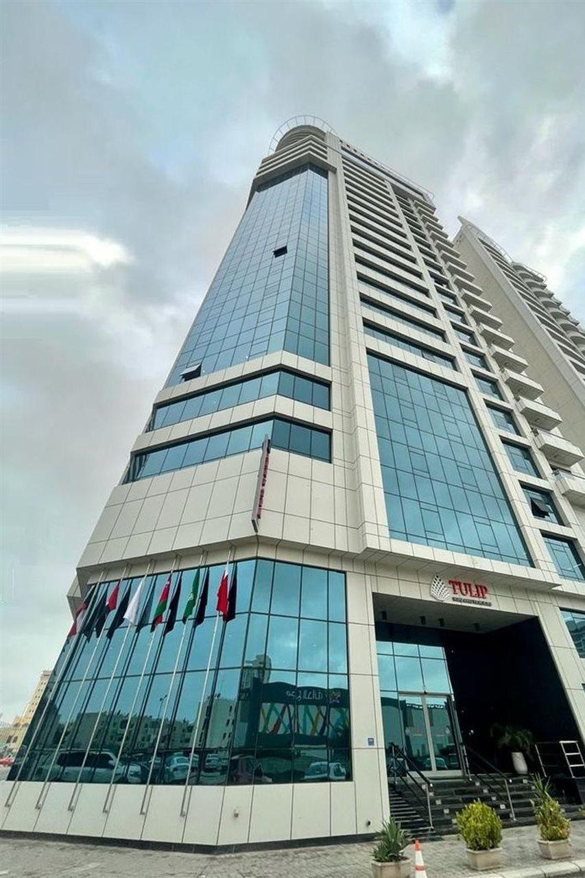 מנאמה Tulip Hotel & Suites מראה חיצוני תמונה