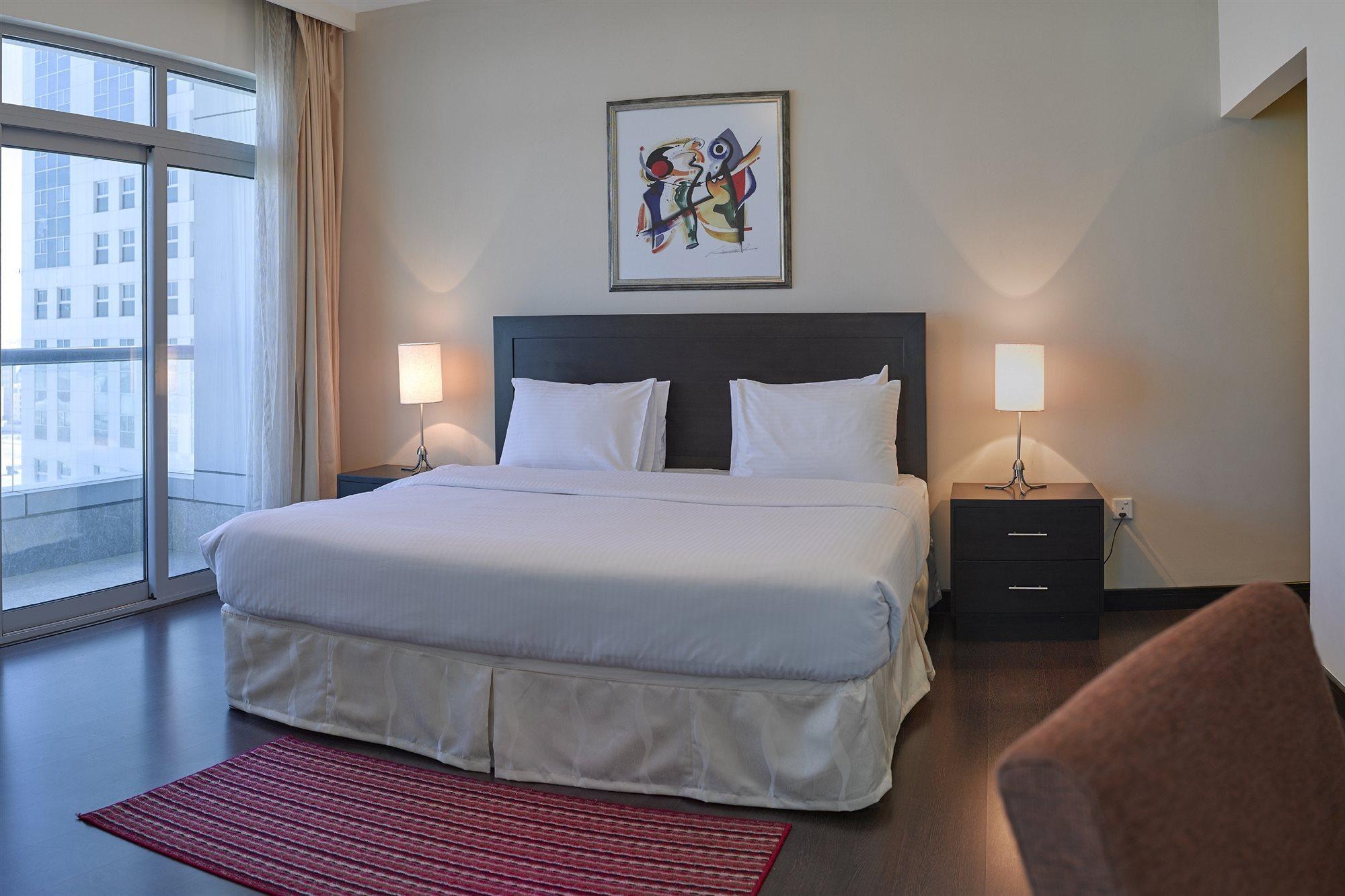 מנאמה Tulip Hotel & Suites מראה חיצוני תמונה