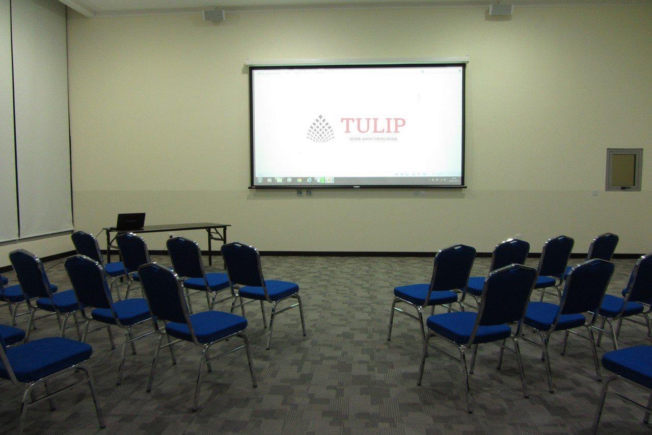 מנאמה Tulip Hotel & Suites מראה חיצוני תמונה