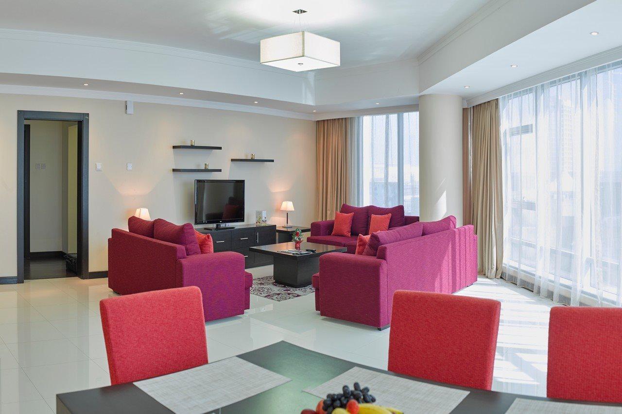 מנאמה Tulip Hotel & Suites מראה חיצוני תמונה